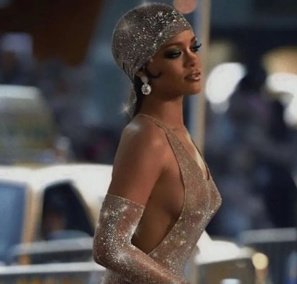 Rihanna injoron publikisht Naomi Campbell