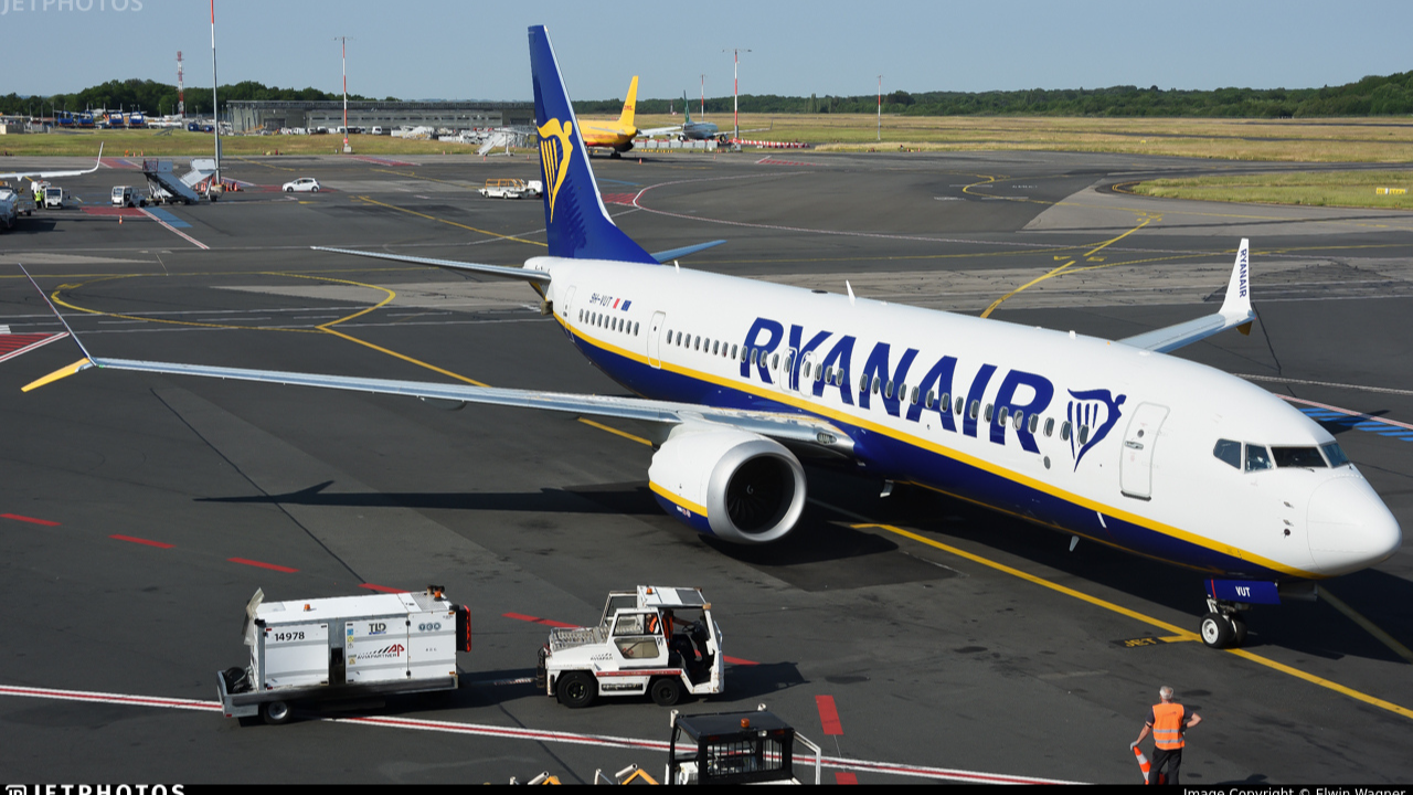 ‘Zero-tolerancë’: Pse Ryanair paditi pasagjerin me vlerën 15,000 euro?