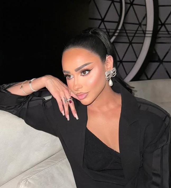 Egli Tako flet për raportin me Gjestin