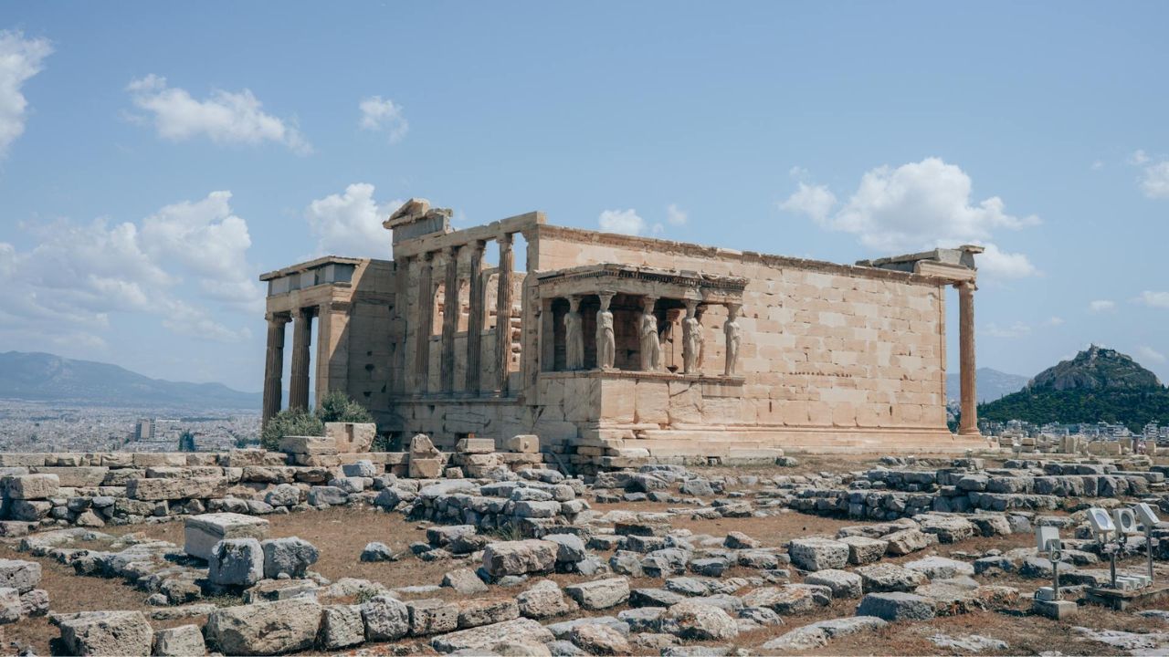 Greqia mbyll Akropolin për shkak të temperaturave të larta