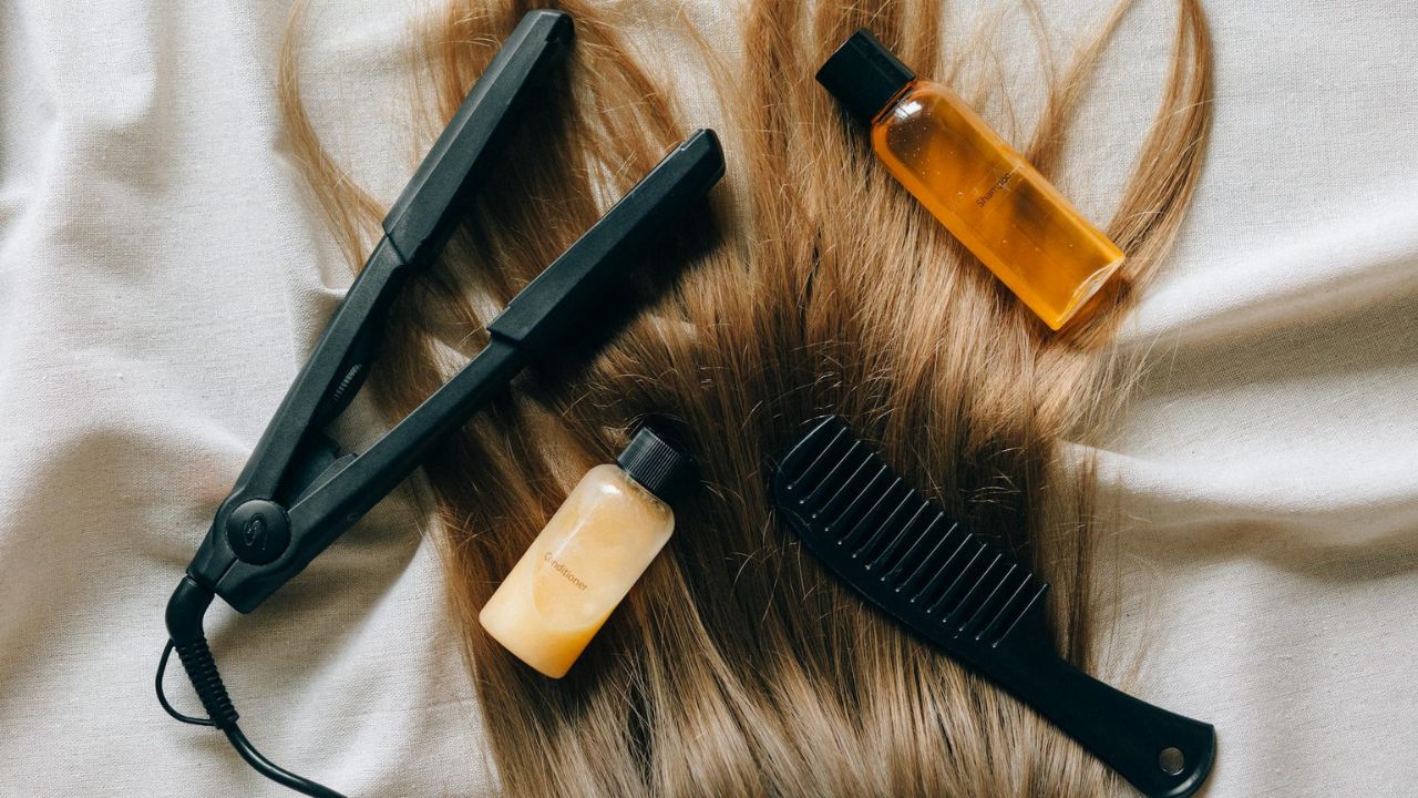 7 përbërës të dëmshëm të produkteve për flokët që duhet t’i shmangni