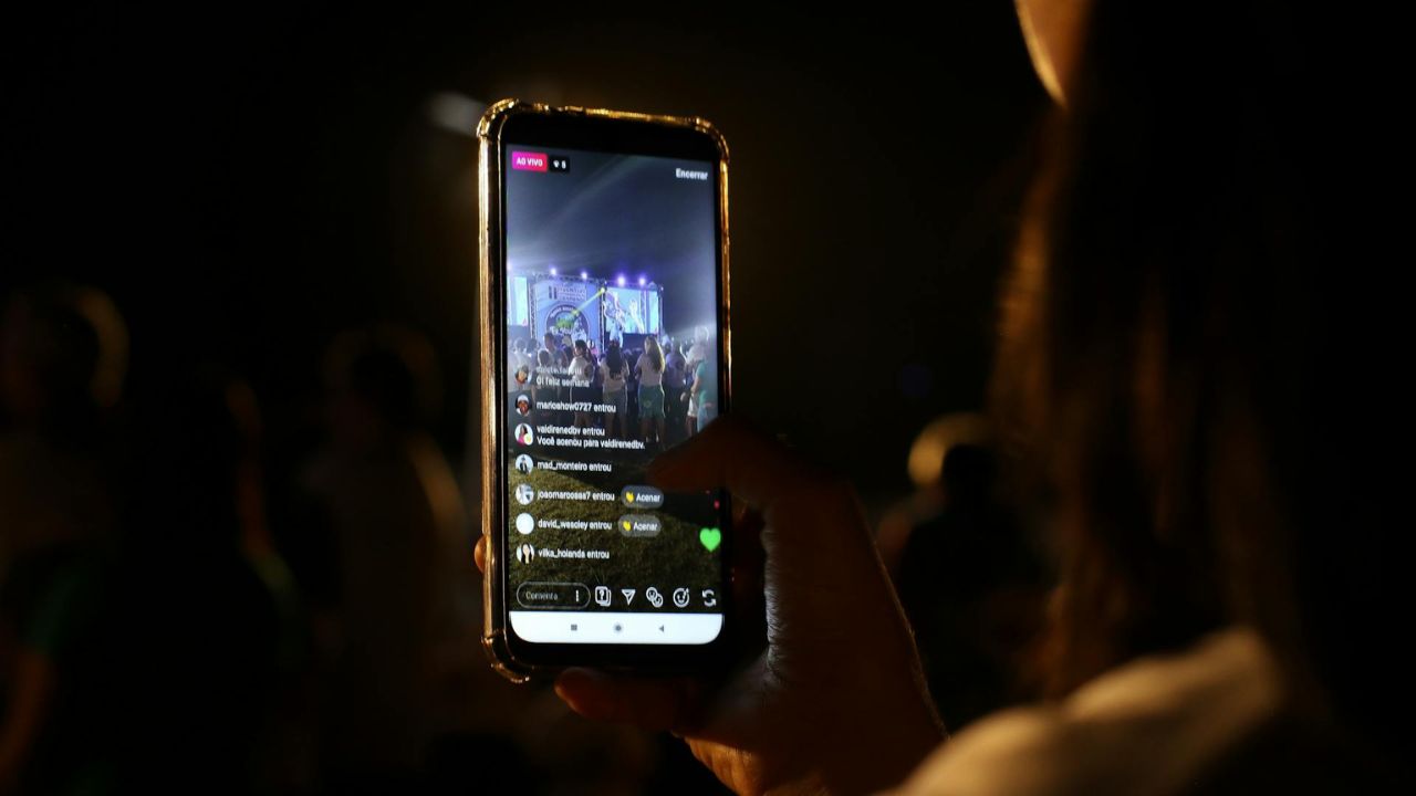 Funksioni i Instagram live nuk është më për të gjithë: Meta njofton rregulla të reja për ndjekësit