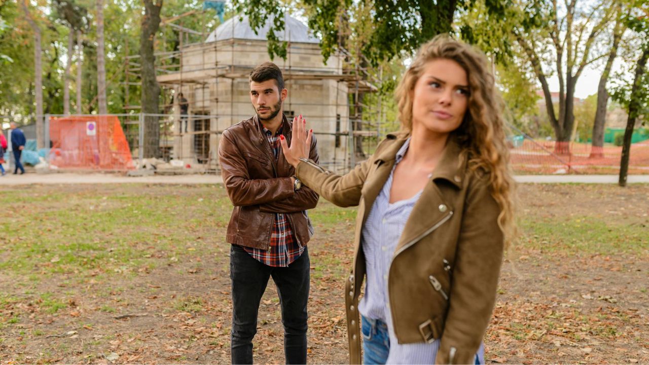 Shenja tregojnë që partneri juaj po ju tradhton