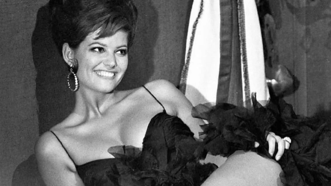 Historia e pabesueshme e Claudia Cardinale me djalin e saj: E prezantoi si vëllain e saj për vite me radhë