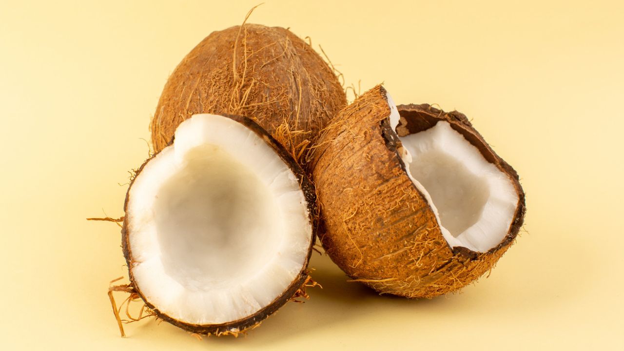 Përfitimet e habitshme shëndetësore të kokosit që ndoshta nuk i dinit