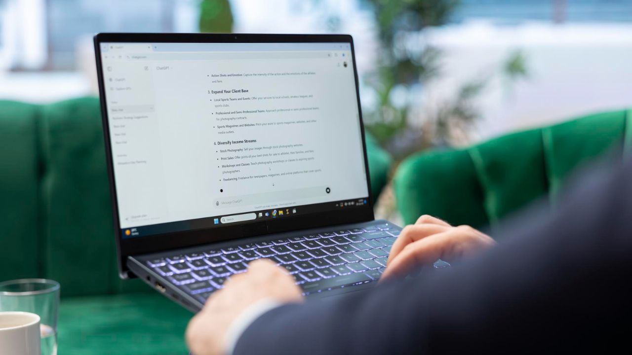 Krijuesi i ChatGPT lançon Atlas për të rivalizuar Google Chrome