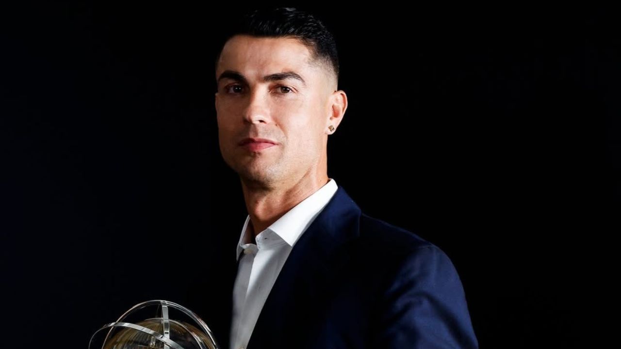 Cristiano Ronaldo bëhet futbollisti i parë miliarder