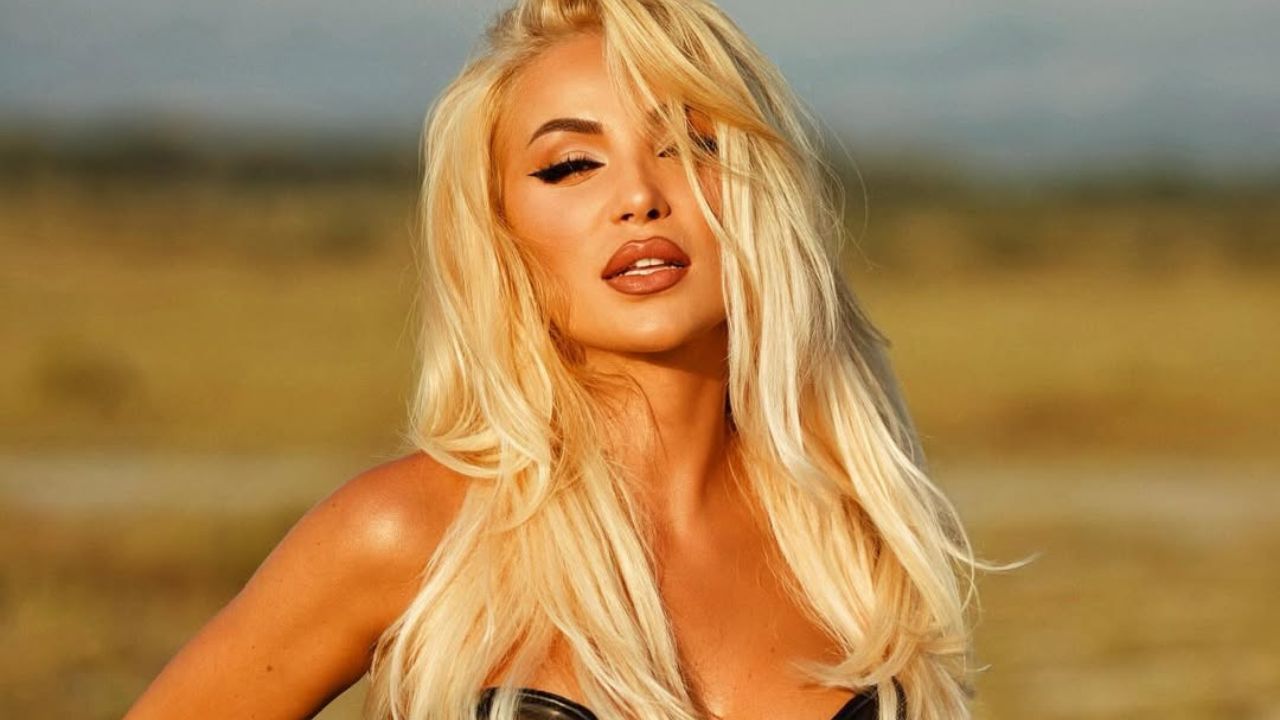 Plas keq mes Roza Latit dhe ndjekëses: Zhduku nga profili im