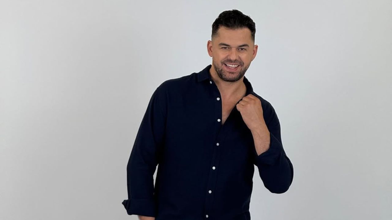 Arti në Zi! Vdes këngëtari Shpat Kasapi