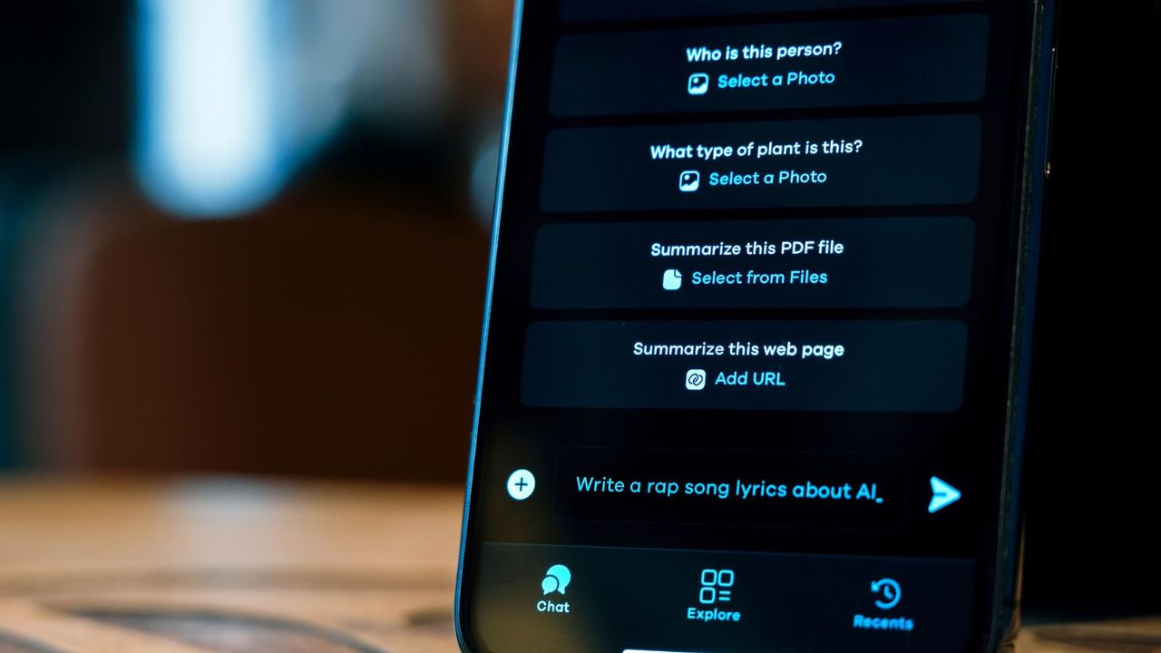 Chatbotët e inteligjencës artificiale mund të mashtrohen me poezi për të injoruar kufijtë e tyre të sigurisë