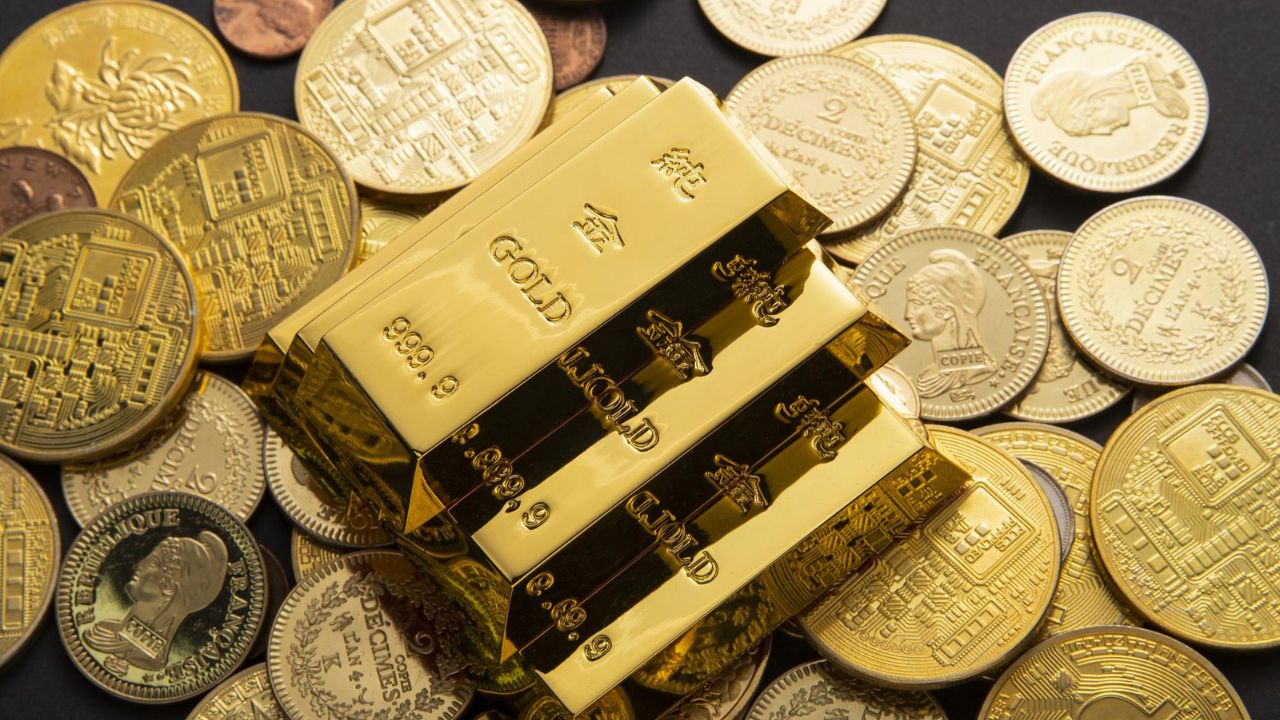 Niveli historik i të gjitha kohërave – Çmimi i arit kalon 5,000 dollarë për herë të parë