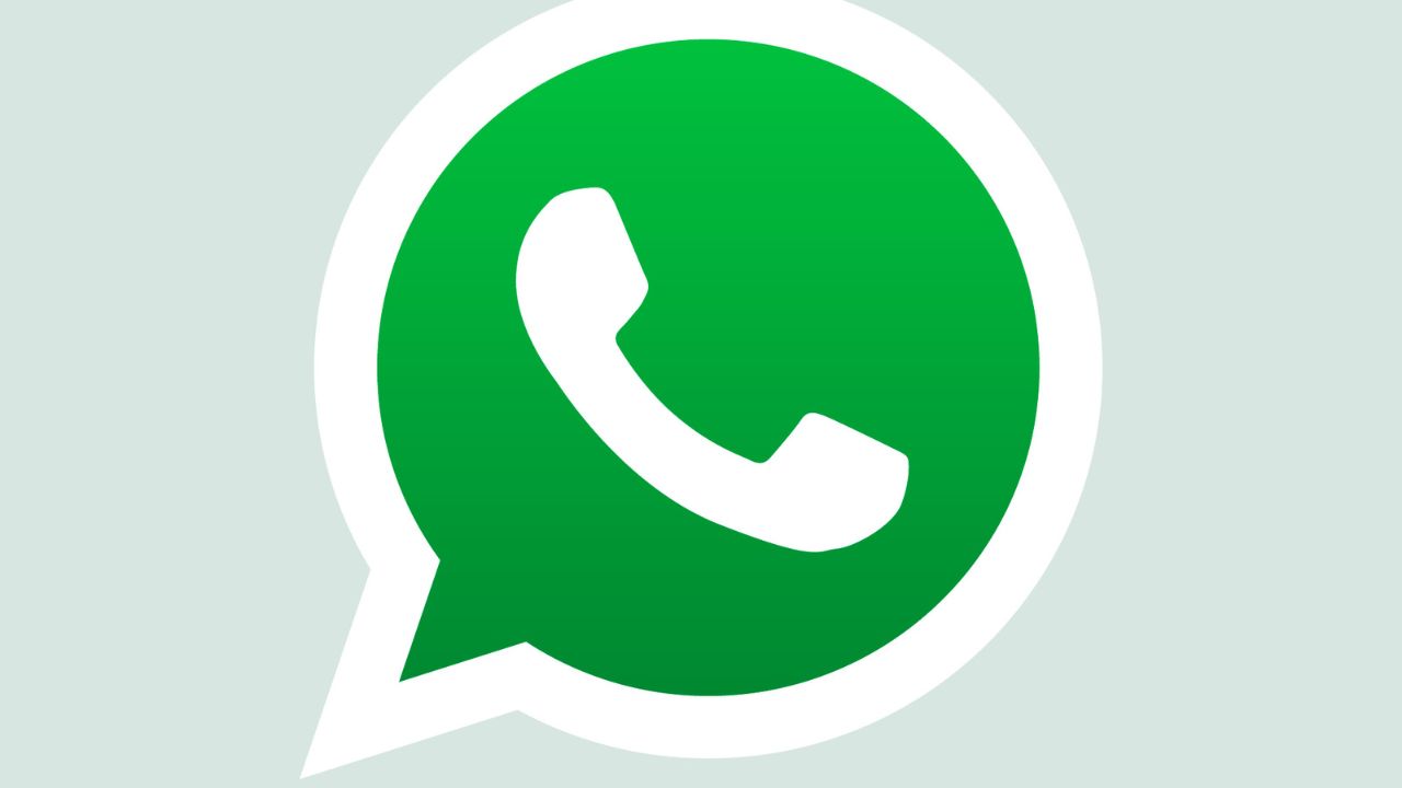 Nuk duhet t’i dërgoni kurrë këto foto nëpërmjet WhatsApp