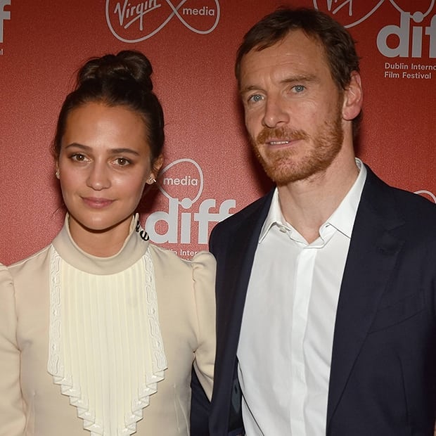 Michael Fassbender zbulon pa dashje emrin e djalit gjatë një interviste televizive