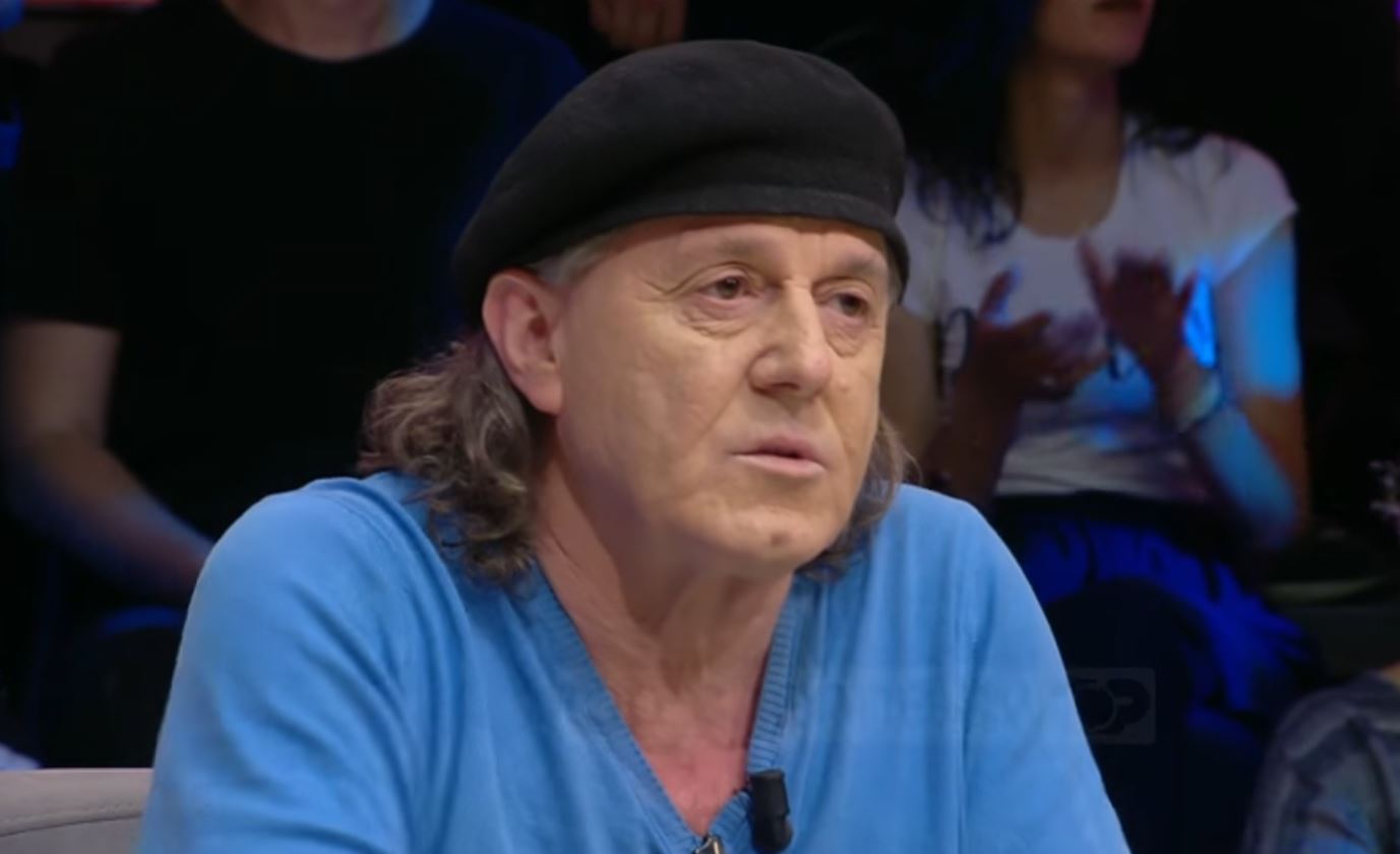 Surprizohet Aleksandër Gjoka nga djali me zërin e ngjashëm