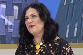 2017-06-06 10_35_20-Rudina - Eda Turku, zonja që marton shqiptarët! (05 qershor 2017) - YouTube