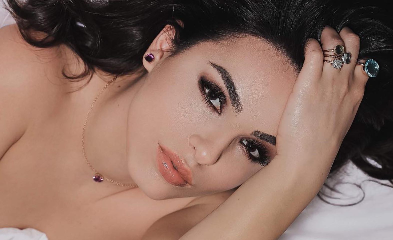 Armina tregon planet për martesë me Shkëlzenin