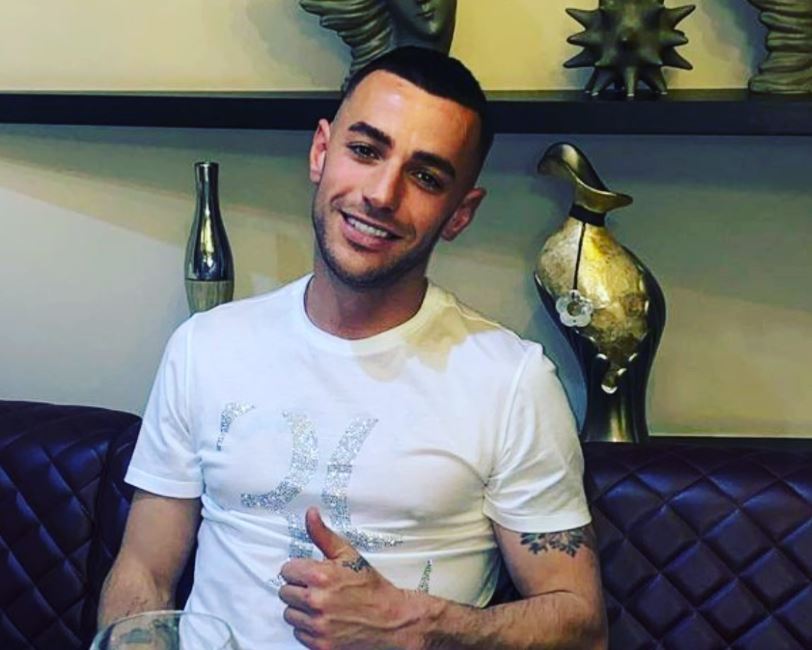 ‘Nuk i harroj kurrë të mirat e tua’, Stresi kujton gjyshin e ndjerë me fjalë zemre