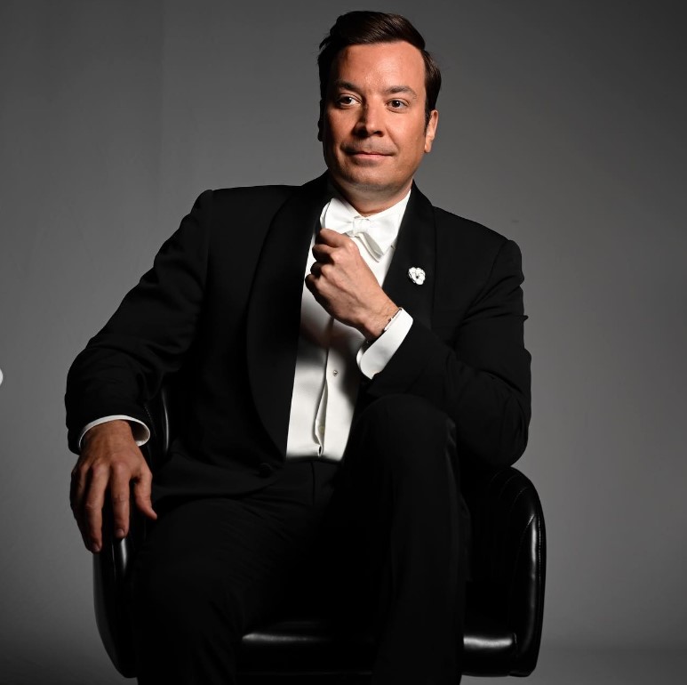 Jimmy Fallon i kërkoi falje stafit për akuzat për një mjedis të vështirë pune në ‘Tonight Show’