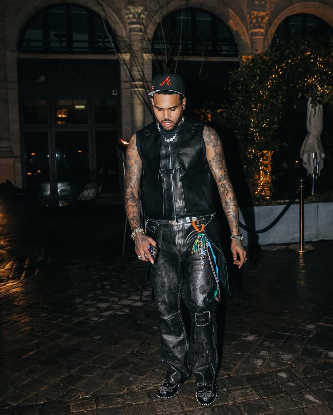 Chris Brown bëhet baba për herë të katërt, partnerja e tij prezanton foshnjën me një mesazh emocionues