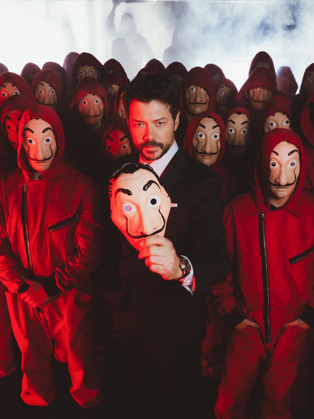 Rikthehet “La Casa de Papel”? Netflix ndez rrjetin me teaser misterioz dhe fansat shpërthejnë në teori